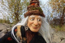 Marionettenbauerin Marionettenbauerin