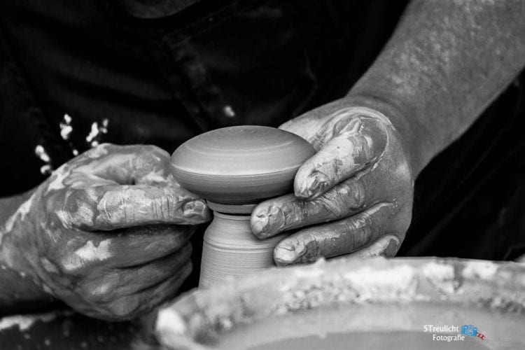 4-Handarbeit