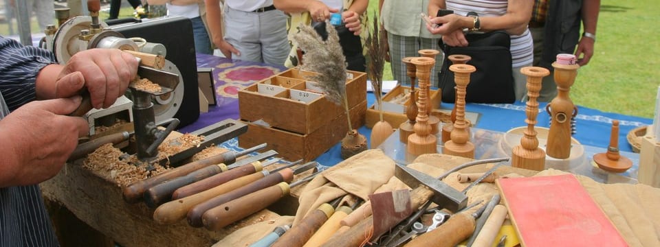 Flachsmarkt rund um Burg Linn